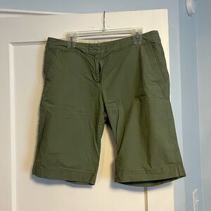 Izod Women's Khaki Green Bermudas